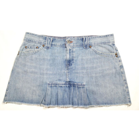 low waisted jean skirt
